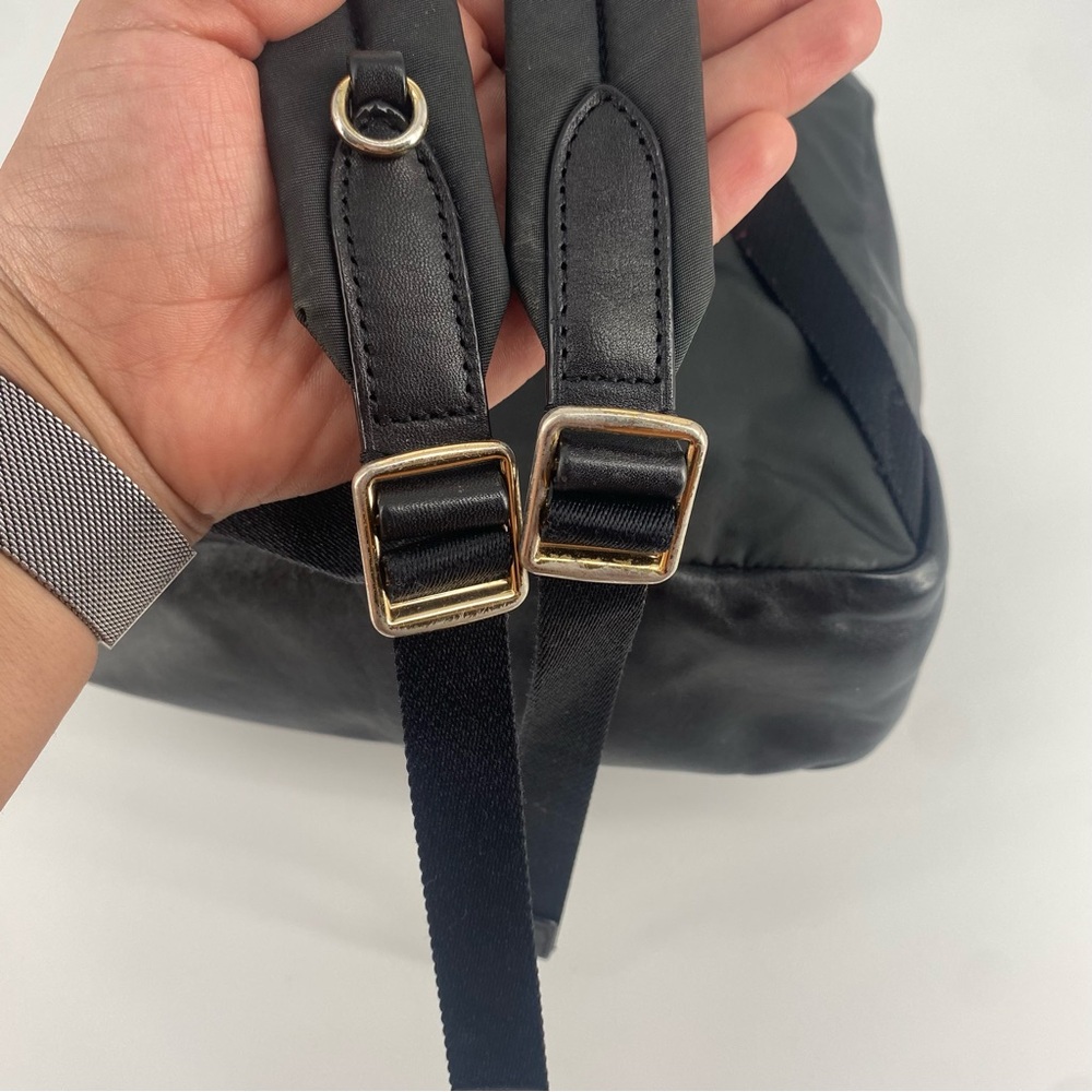 Coach Medium Charlie Backpack Signature Canvas - Picture 16 of 16